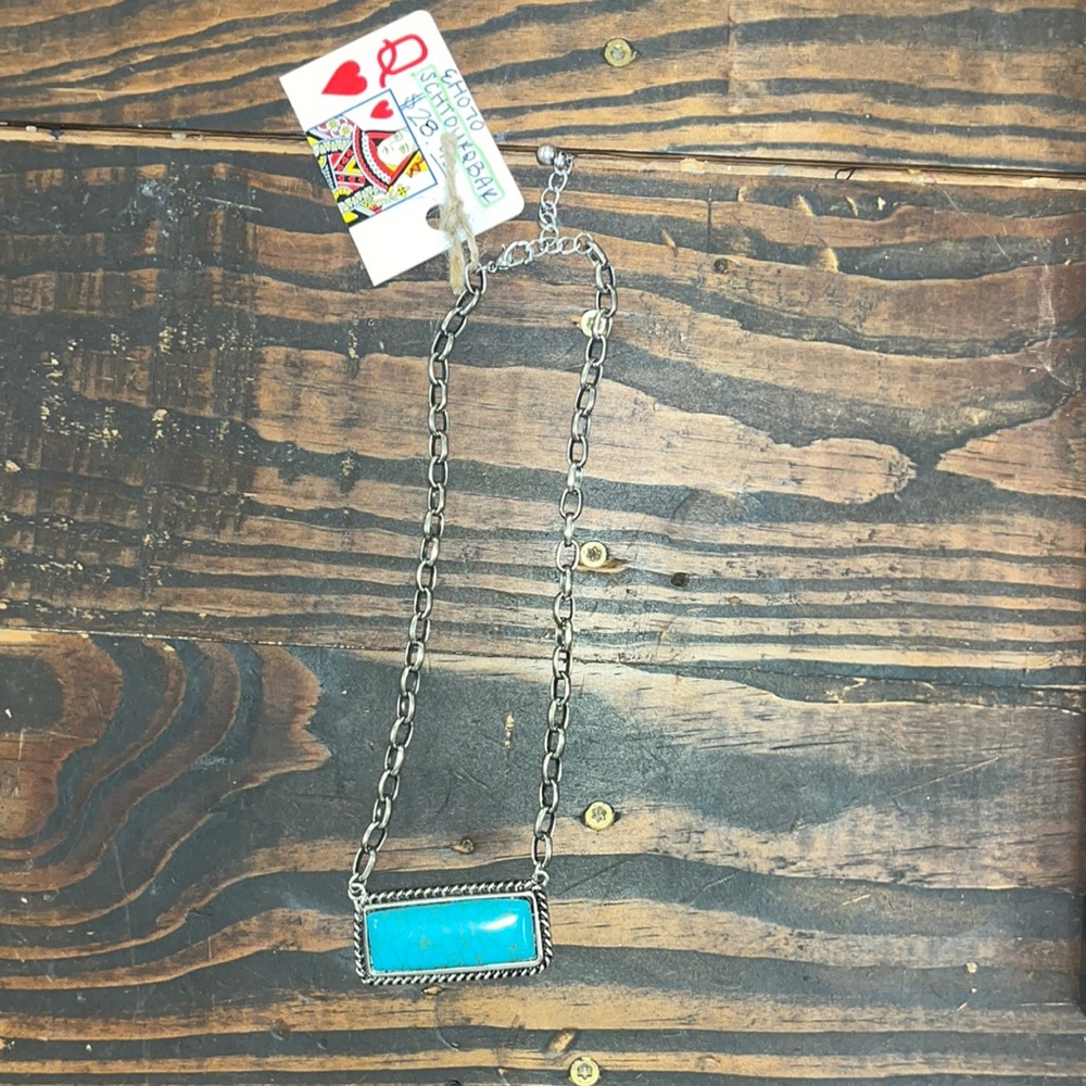 Tourqouise bar Necklace